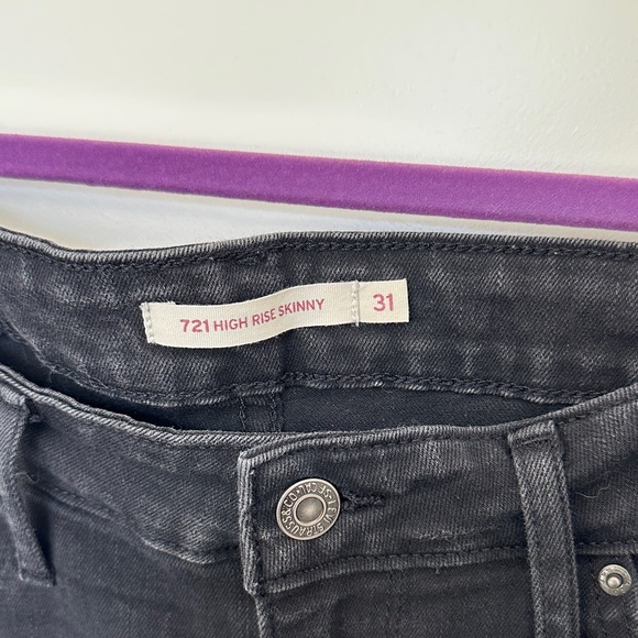 Levi 721 High Rise Skinny Jeans - Picture 2 of 4